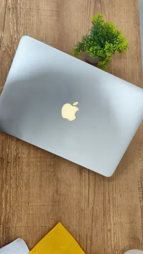 MacBook Pro 13-INCH (2015) 256GB/8GB - TEMOS LOJA FÍSICA