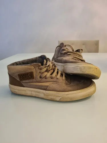 Tênis Vans Half Cab - Bege/Marfim em Camurça com Detalhe em Couro - Pouquíssimo usado 