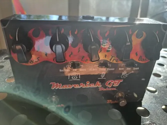 Pedal Amp Simulator Maverick Gt Delux Favoretti