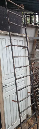 ESCADA MARÍTIMA FERRO /// R$550,00