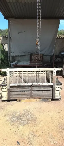 Comércio de baú e carrocerias, contato para vendas watzap *. aguinaldo