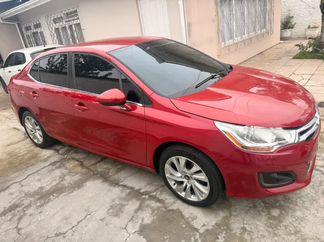 Citroen C4 Lounge Tendance 2.0 Flex 4P Aut. 2014