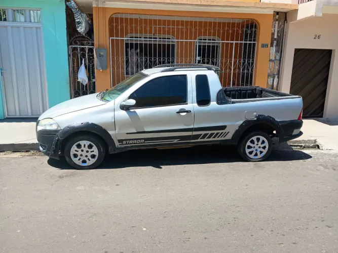 Fiat Strada Trekking 1.8 MPI Flex 8V CE 2009