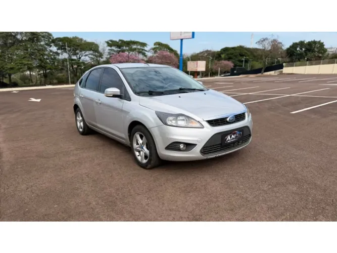 Ford Focus 2.0 16v/ 2.0 16V Flex 5P 2013