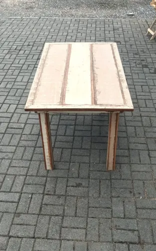 Mesa Rústica 
