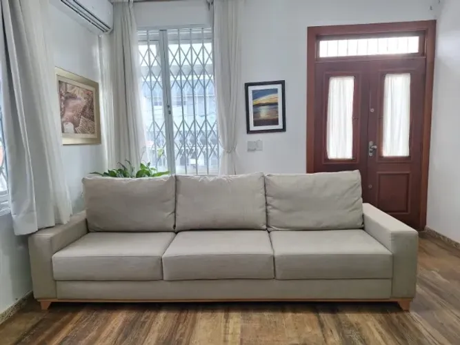 Sofá de linho Novo 3 lugares ou mais