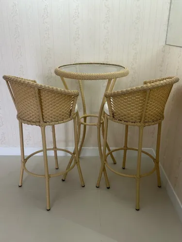Conjunto Bistrô Alto 2 Cadeiras + Mesa com Vidro - Fibra Sintética - Novo
