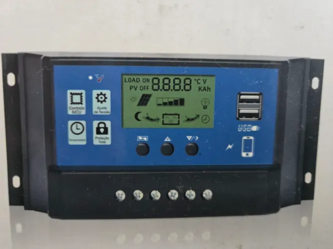 Controlador de carga Solar PWM 50A automático para sistema fotovoltaico com USB e LCD