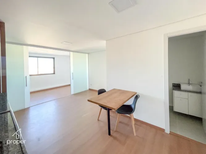 Apartamento semimobiliado para aluguel, próximo a UCPEL no Centro - Pelotas/RS