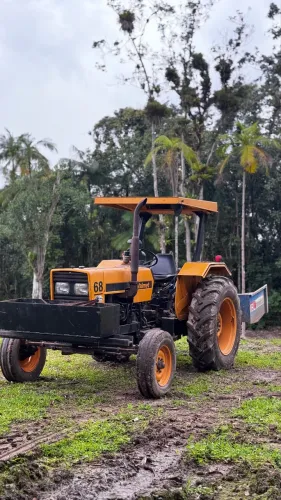 VENDO TRATOR VALMET 68