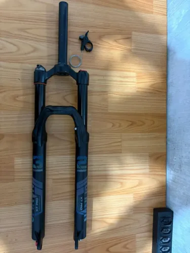 Suspensão a AR Aro 29