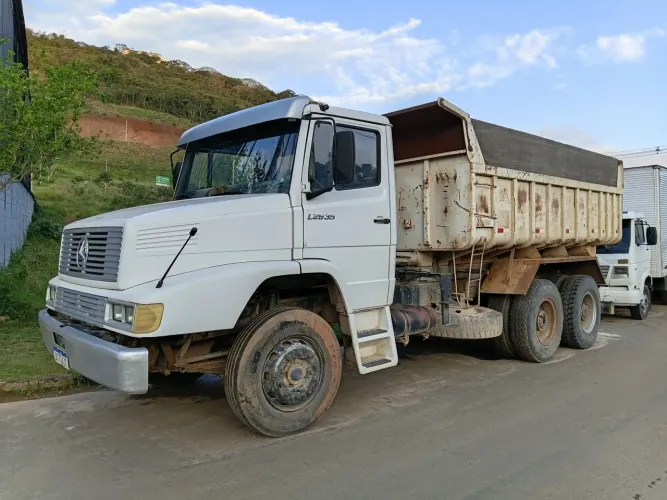 Mbenz 2635 6x4 ano 1998