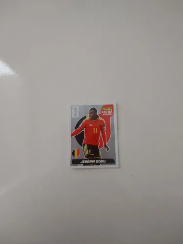Figurinha do jérémy doku extra prata