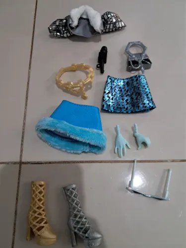 Kit de roupinhas monster high frankie g3