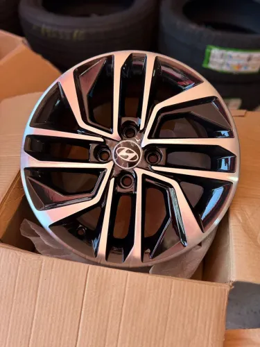 Roda Aro 15 4x100 HB20 na caixa (instalação grátis)