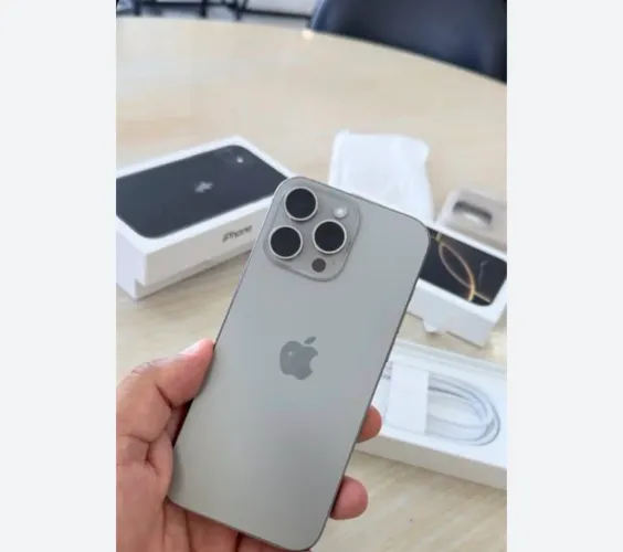 IPHONE 16 PRO MAX