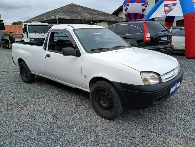 Ford Courier 1.6 L/ 1.6 Flex 2009