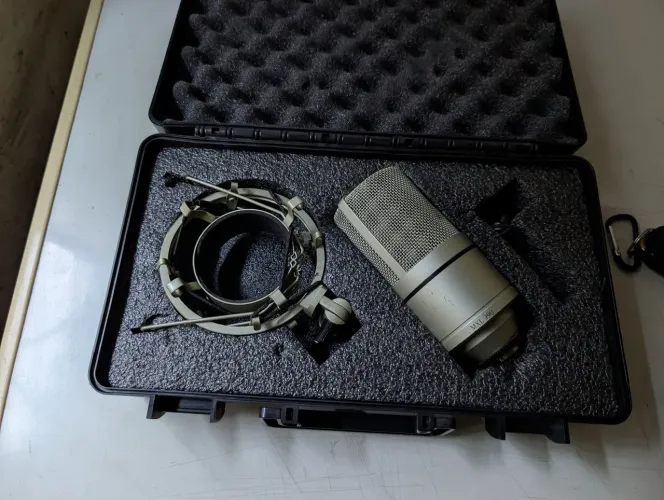 Microfone condensador MXL 990