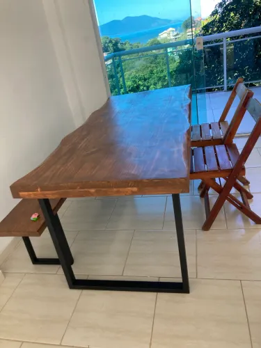 Mesa rústica