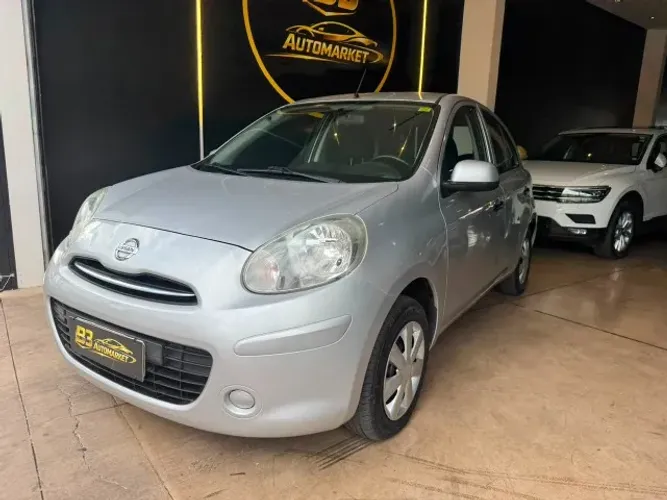 Nissan March S 1.0 16V Flex Fuel 5P 2013