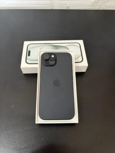 iPhone 15 128GB
