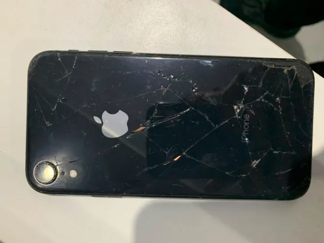 iPhone XR