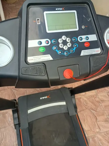Esteira Elétrica Evoxx semi profissional