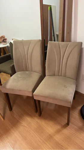 Vendo 4 cadeiras - leia o anúncio