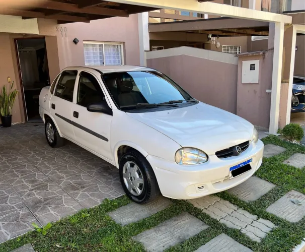 Chevrolet Corsa SED Class.life 1.0/1.0 Flexpower (álcool) 2005