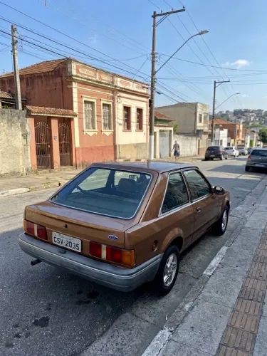 Ford Escort GL 1.6i / 1.6 (álcool) 1986
