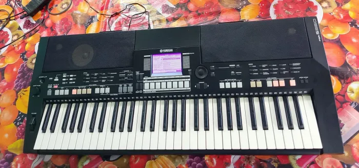 Teclado yamara S550