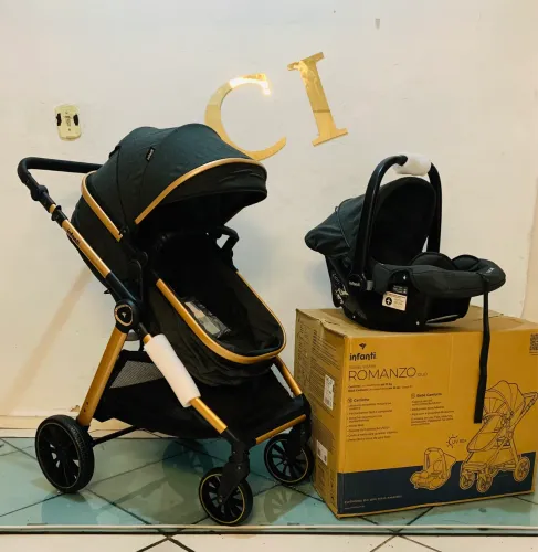 Carrinho de bebê 