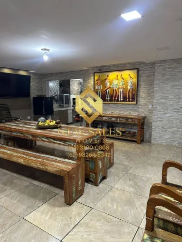 Casa em Condomínio Fechado com Linda Área Gourmet