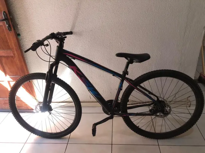 Vendo Bicicleta em ótimas condições! (NÃO FAÇO ENTREGA)