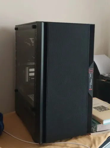 Gabinete Acegeek Stratus Mesh