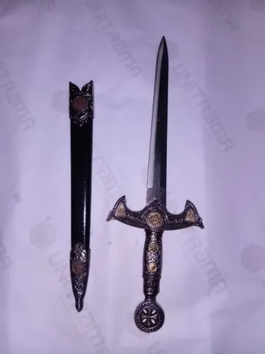 Espada Medieval - Item de colecionador - Valor negociável