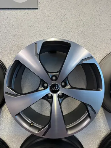 Jogo de roda original audi Audi A5 aro 20 5x112 2026