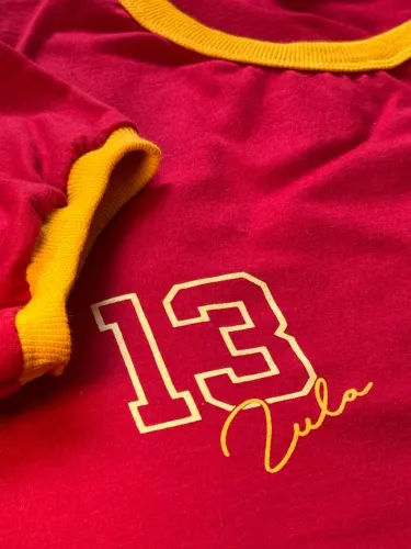 Camiseta Lula 14 Vermelho Gola Mostarda
