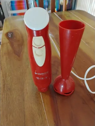 Mixer Cadence Fast Blend Colors Vermelho. 