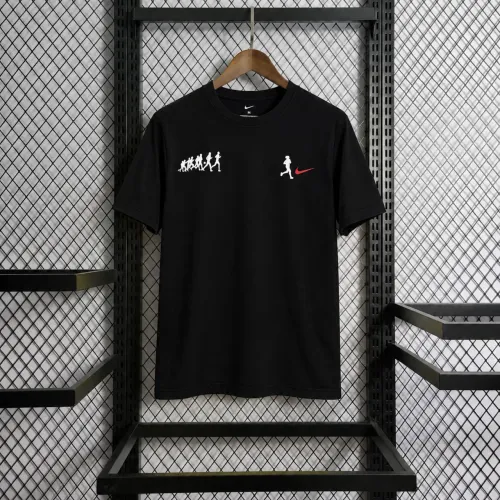 Duas Camisas Da Nike 
