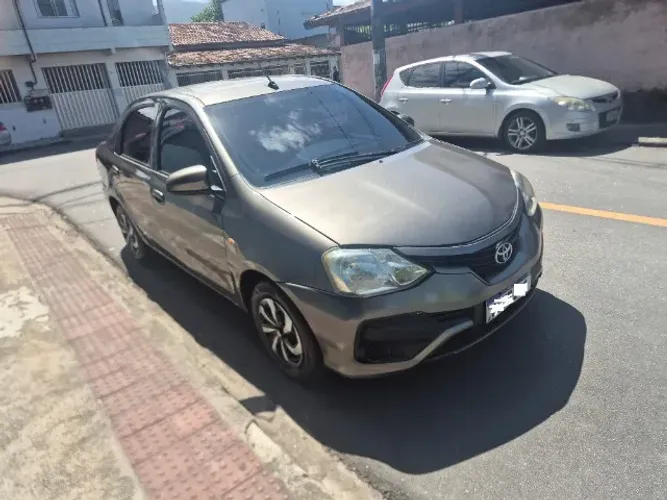 Toyota Etios X Sedan 1.5 Flex 16V 4P Mec. 2018