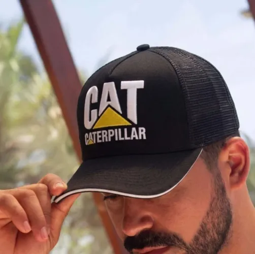 Boné Trucker Preto