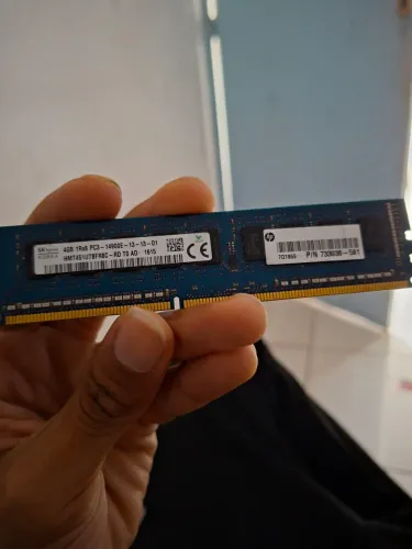 Memória 4gb 1rx8 Pc3 14900e Hmt451u7bfr8c P/ Sk Hynix