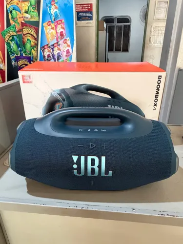 Bombox 4