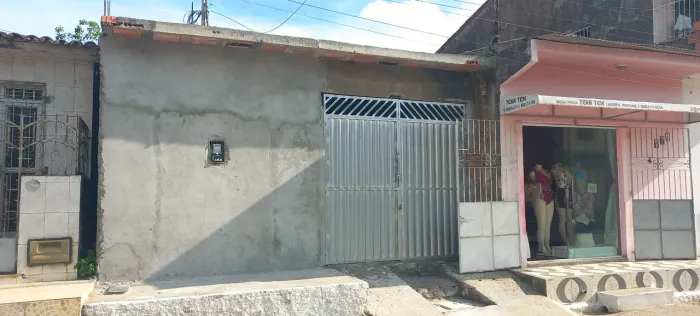 Casa/Galpão pronto pra uso no centro em Rosário do catete