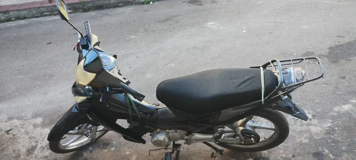 Vendo moto chinerary  top