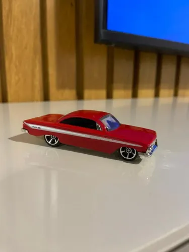 carrinho hot wheels '61 chevrolet impala velozes e furiosos