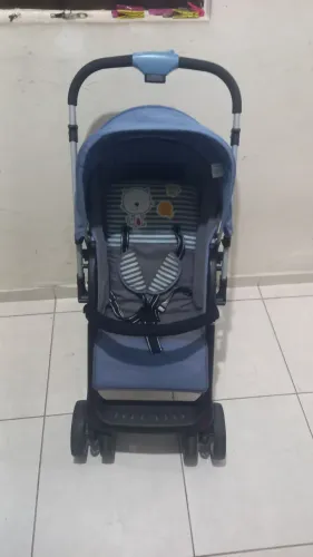 CARRINHO SEMI NOVO POUCO USADO