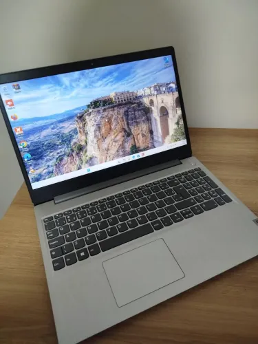 Lenovo Ideapad 3 Core i5 10th 8gb SSD 256gb