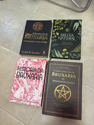 Livros de Bruxaria